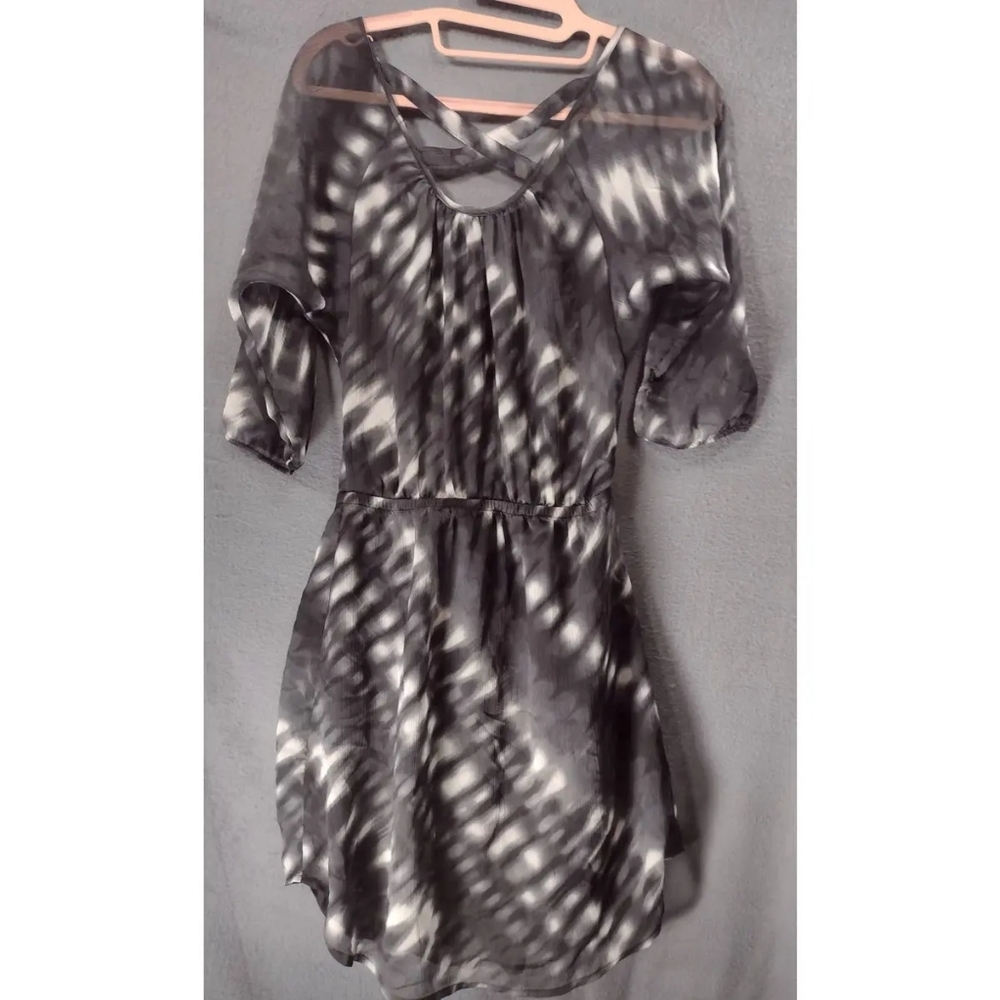 Express Women's black and white mini dress Sz med - Picture 13 of 13